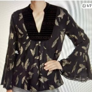 Johnny Was Black and Gold Feather Print Women's Top Size Small